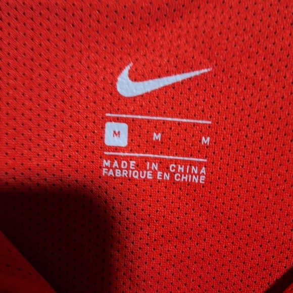 A Nike loose fit official Ohio State Buckeyes 1/4 zip jacket in a men's size med - Picture 4 of 11